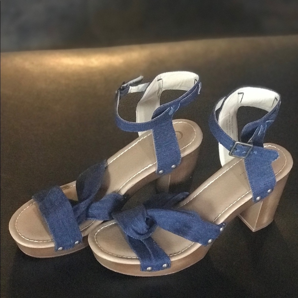 Open toe jean cross ankle blue jean wedges
